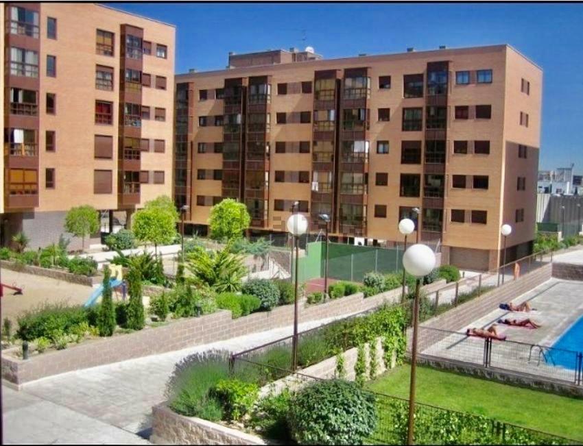 מדריד Deyanira Suite, Aeropuerto, Ifema מראה חיצוני תמונה