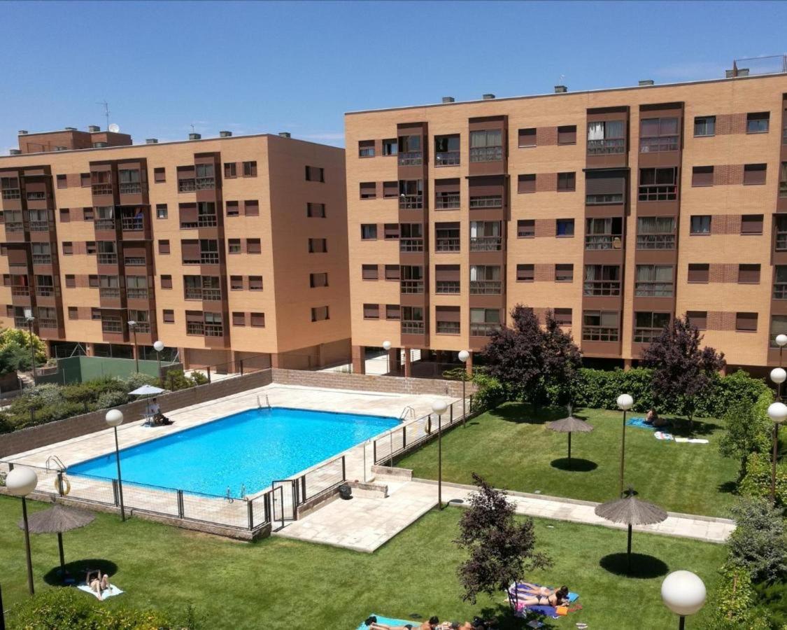 מדריד Deyanira Suite, Aeropuerto, Ifema מראה חיצוני תמונה