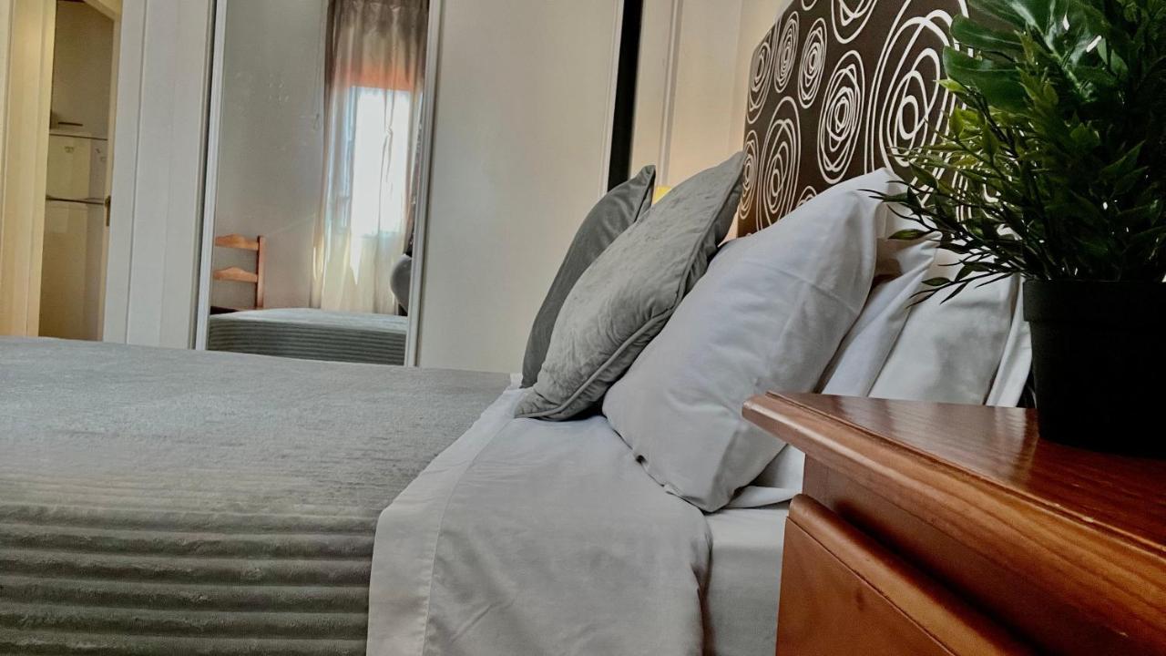 מדריד Deyanira Suite, Aeropuerto, Ifema מראה חיצוני תמונה